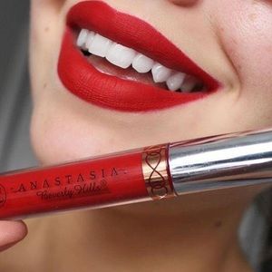 Anastasia Beverly Hills Liquid Lipstick Red